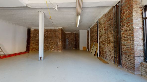 326 Bedford Ave, Brooklyn, NY 11249